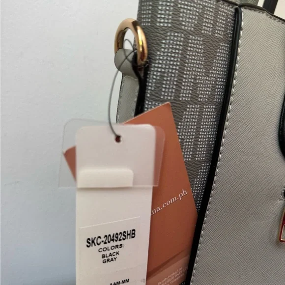 Gray Satchel with Gold Accents and Structured Design - Picture 4 of 11